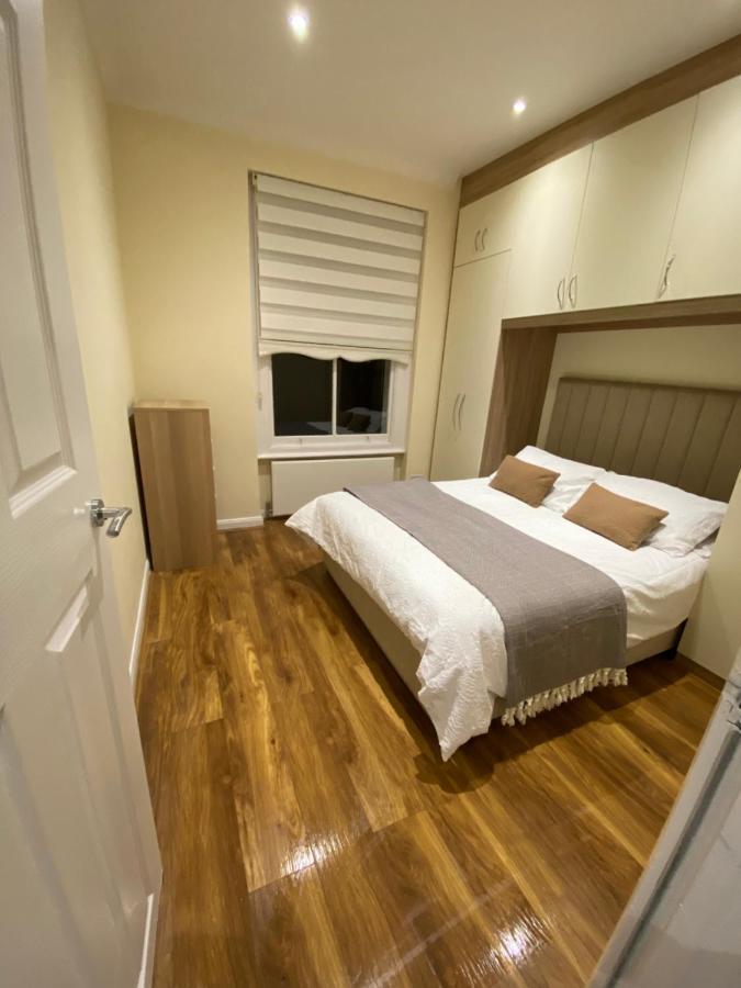Stunning 2 Bed Flat In Ladbroke Grove Londres Exterior foto